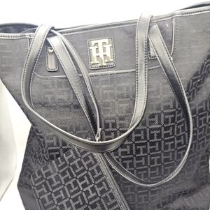 Tommy Hilfiger Women's Tote Black Monogram Classic Look‎